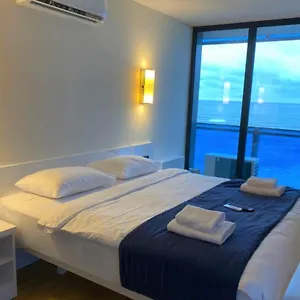 Orbi Sea View Апартаменты Батуми