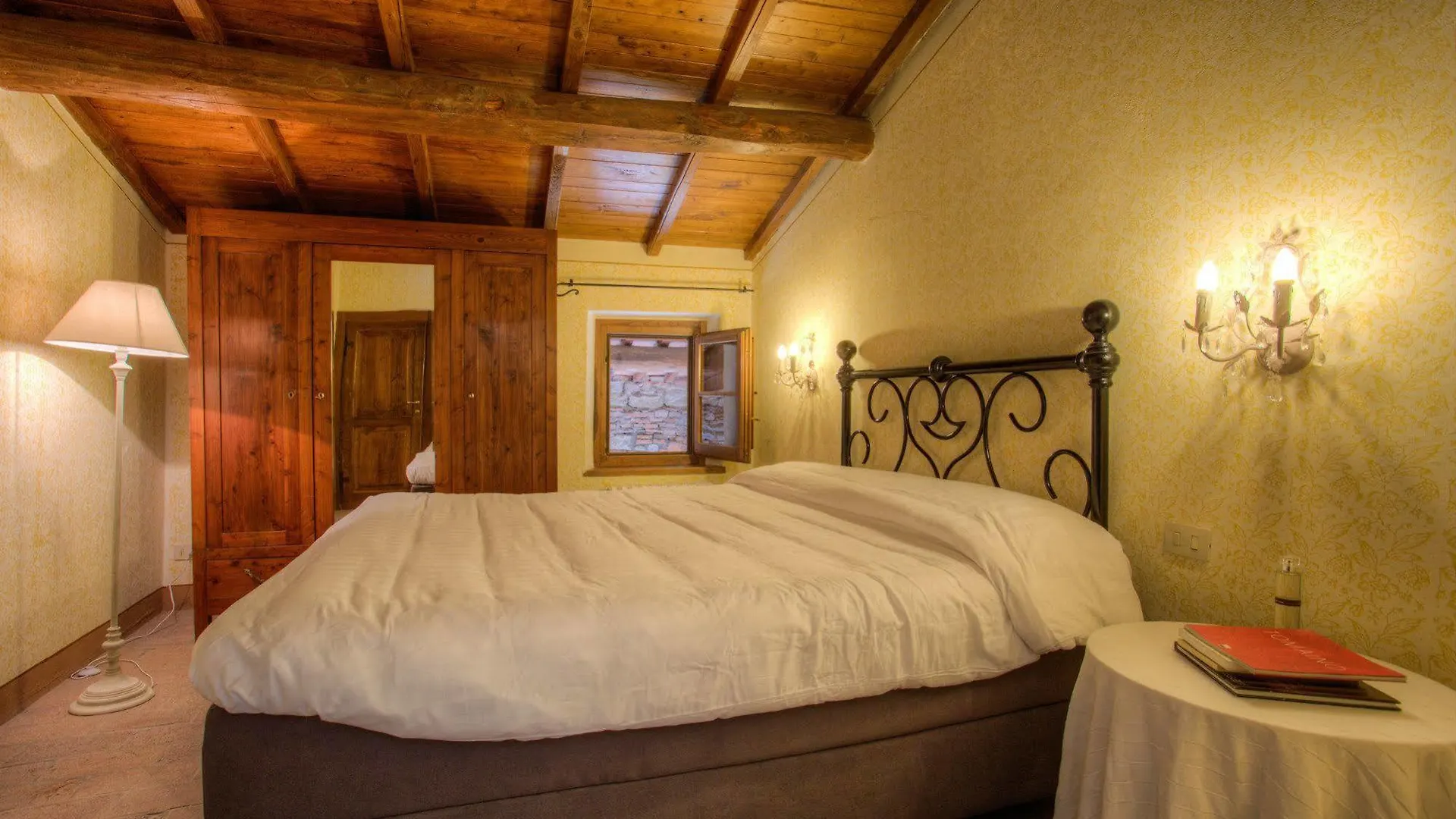 Borgo Corsignano Guest House Poppi 0*,