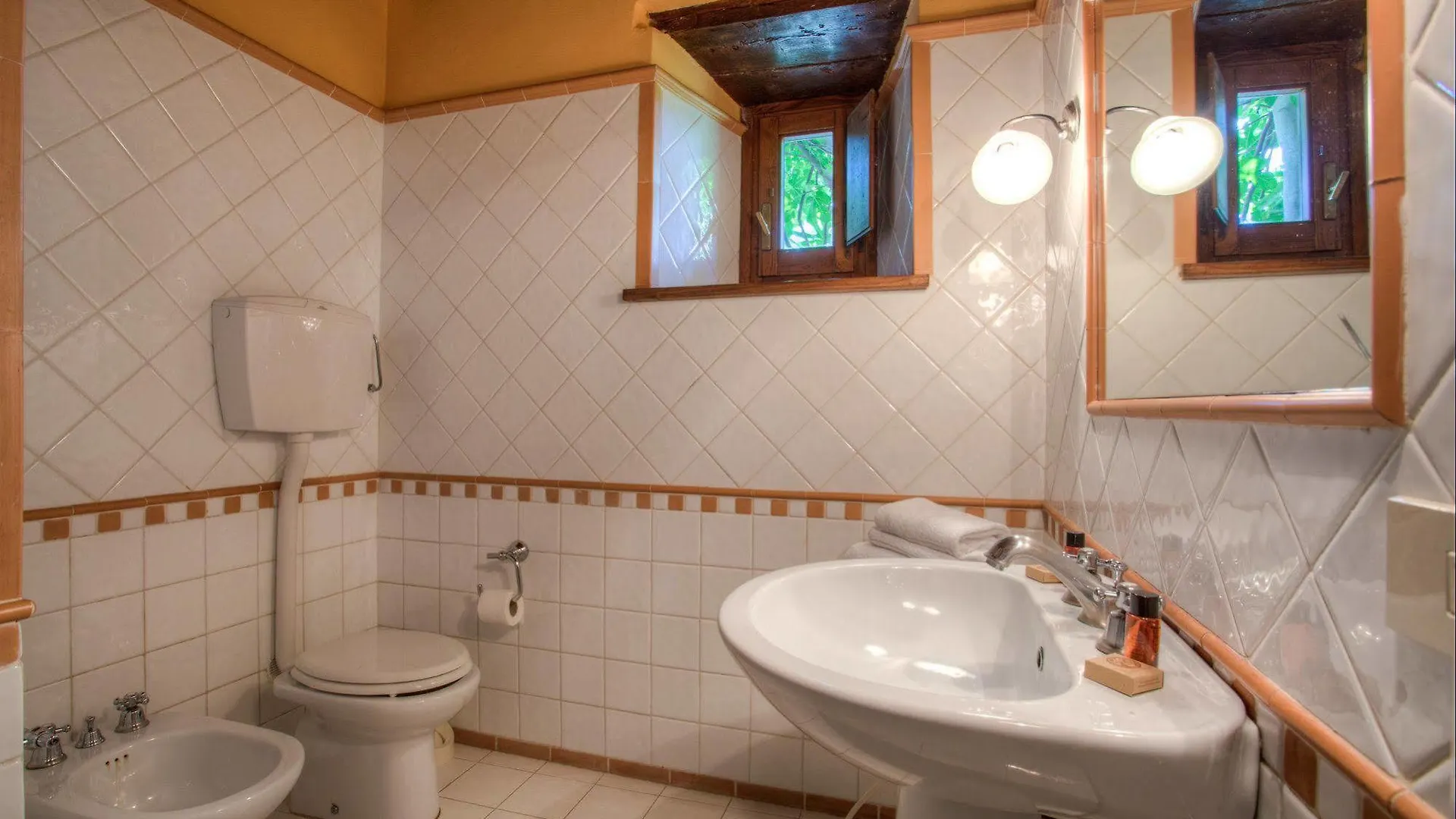 Borgo Corsignano Guest House Poppi Italy